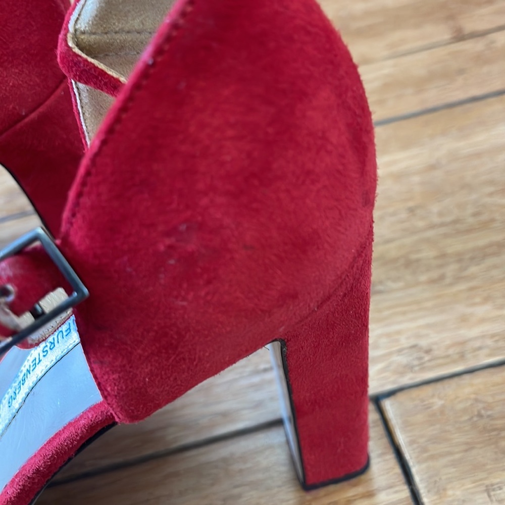 Diane Von Furstenberg crimson suede platform ankle shoes.  Size 7B - Picture 13 of 13